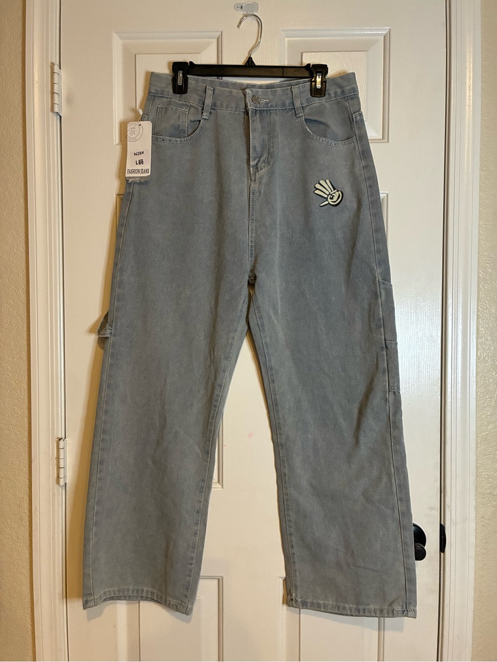 Relaxed Gray Men's Jeans with Subtle Patch Detail